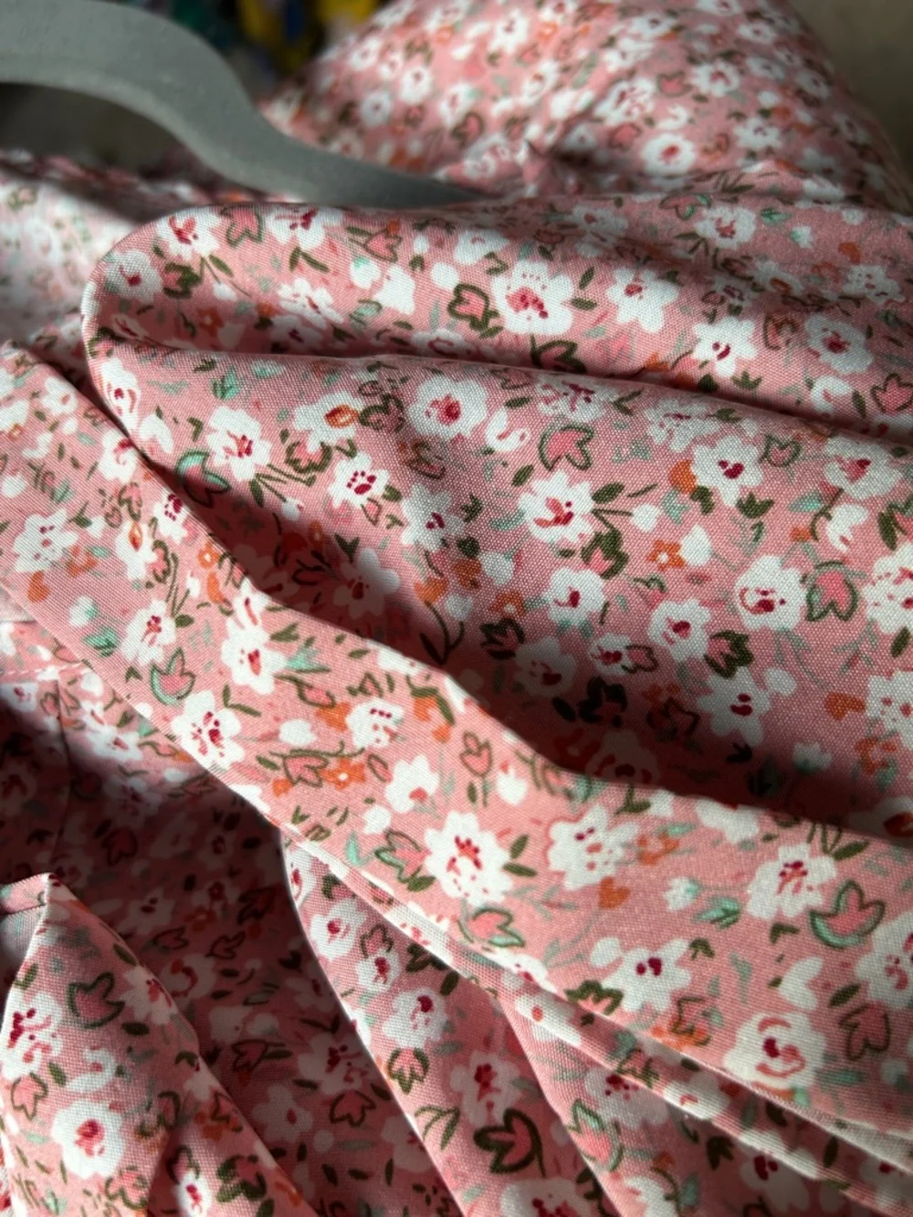 Women's Pink Floral Button-Front Blouse - Picture 4 of 5